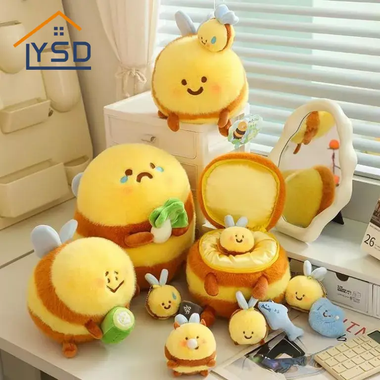 Jouet en peluche abeille