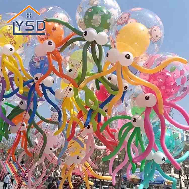 Ballons de bobo d'hélium