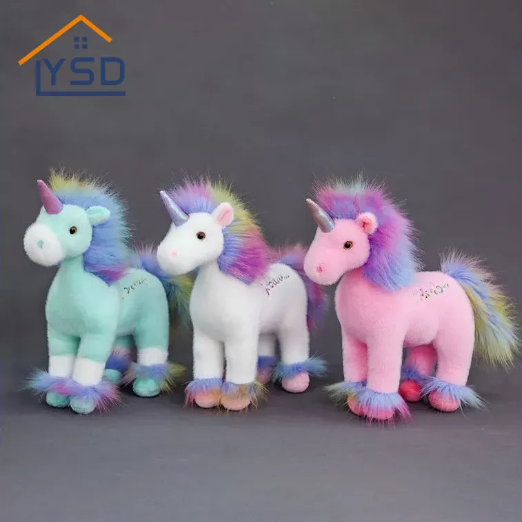 Jouets en peluche de licorne arc-en-ciel
